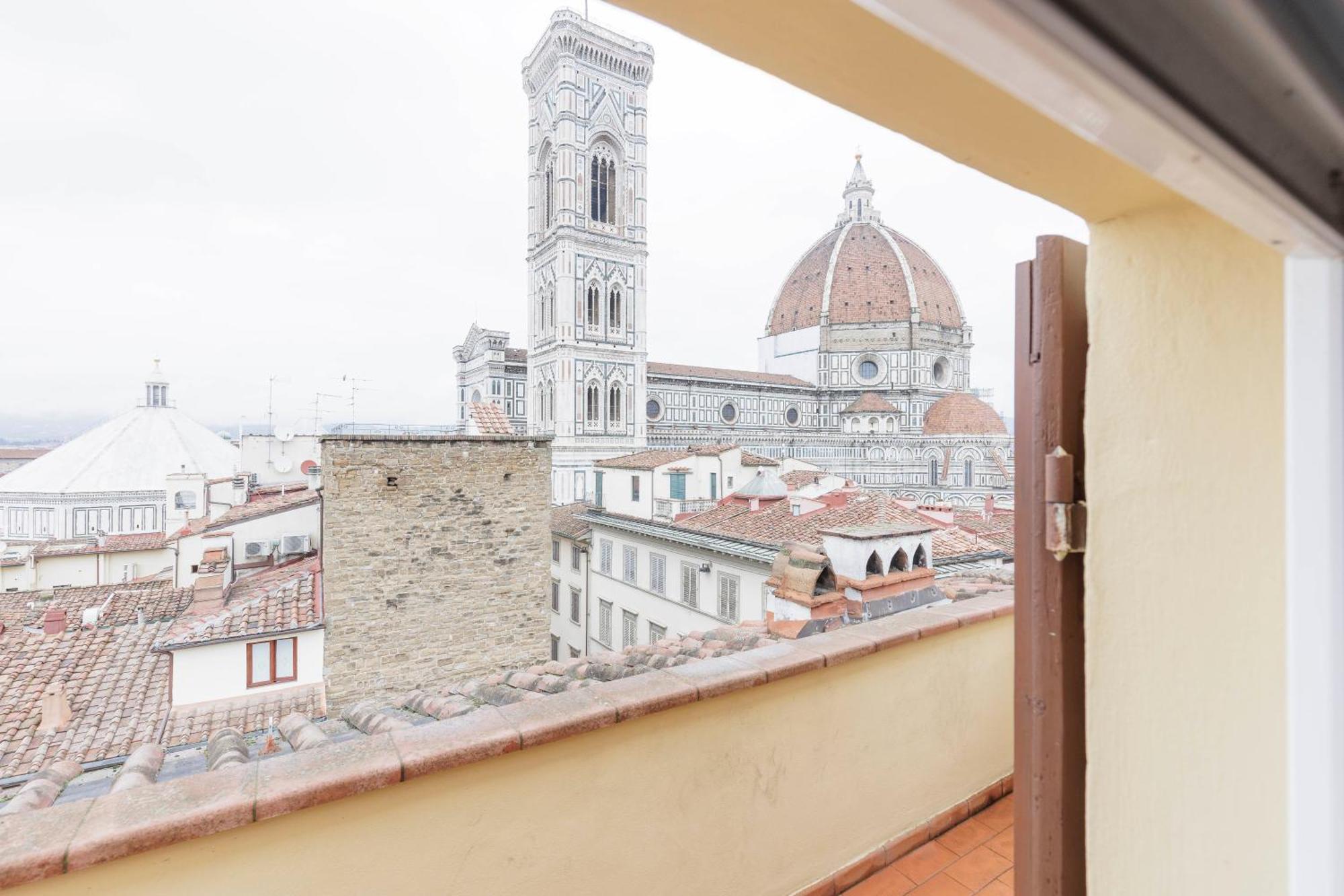 Duomo View Apartment Firenze Esterno foto